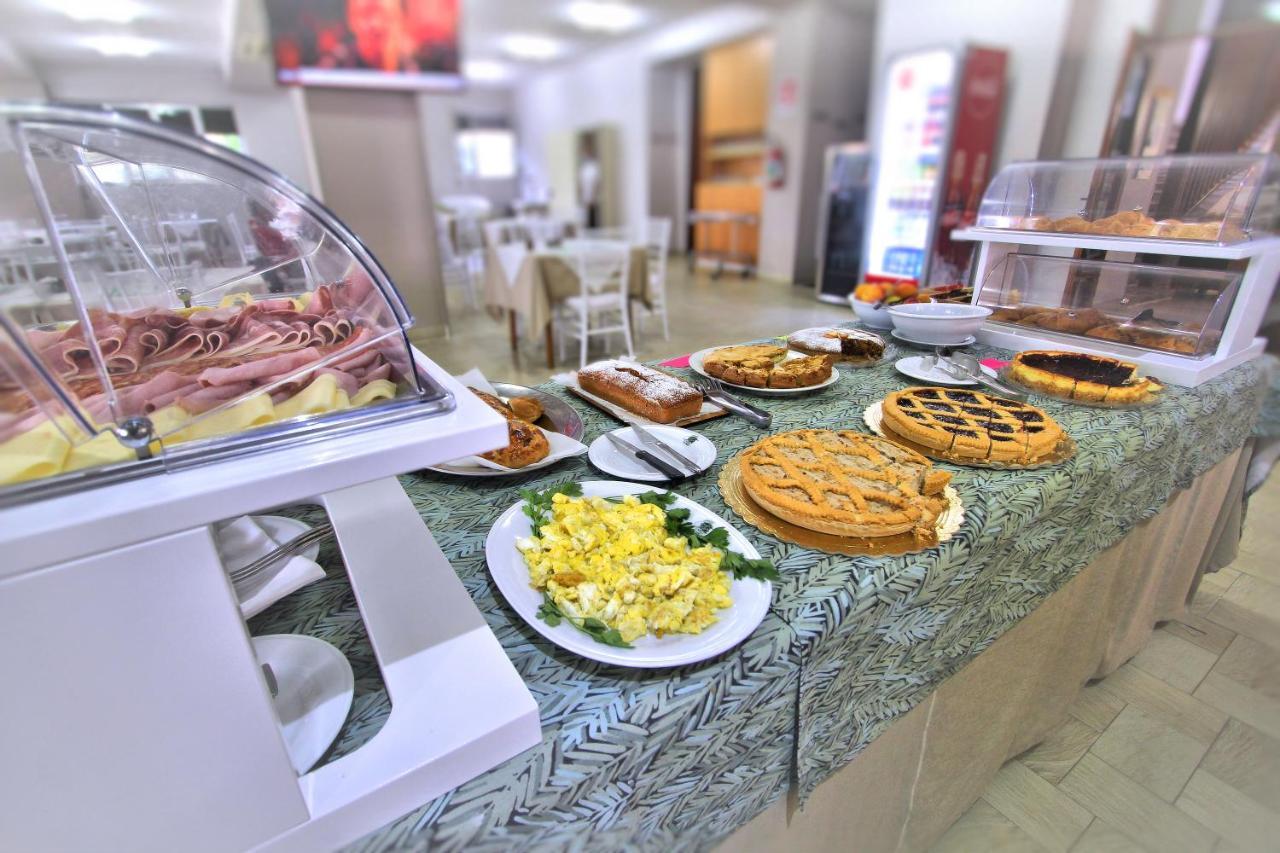 Hotel Pineta San Benedetto del Tronto Luaran gambar